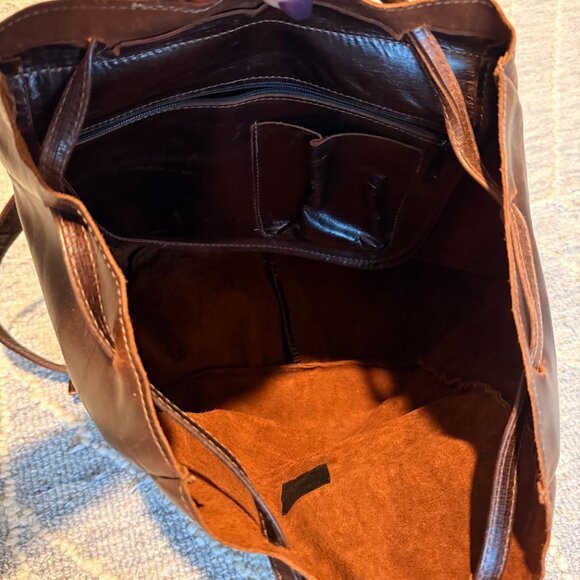 VINTAGE VILLAGE TANNERY LEATHER BACKPACK main image 7